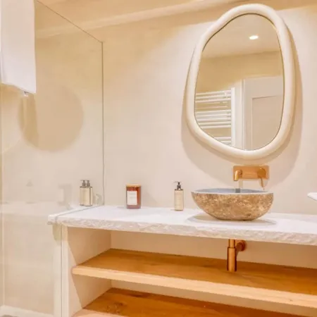 Luxurious In The Heart Of *
